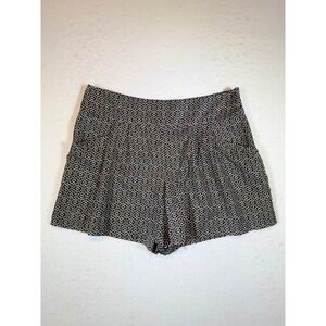 LOFT Women's Patterned Shorts Size 10 Black White Geometric Pleated Casual